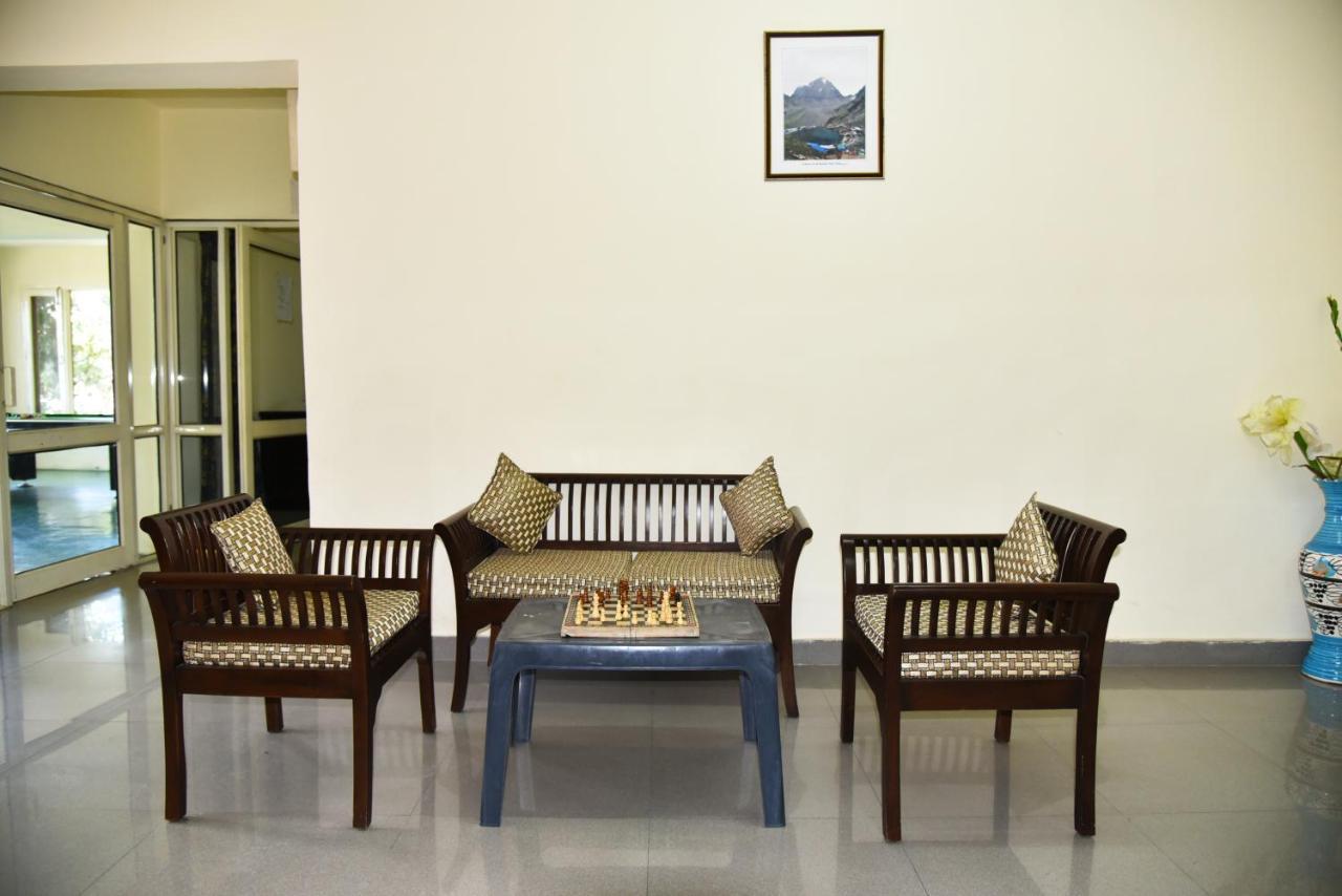 Indraprastha Resort Dalhousie Bagian luar foto