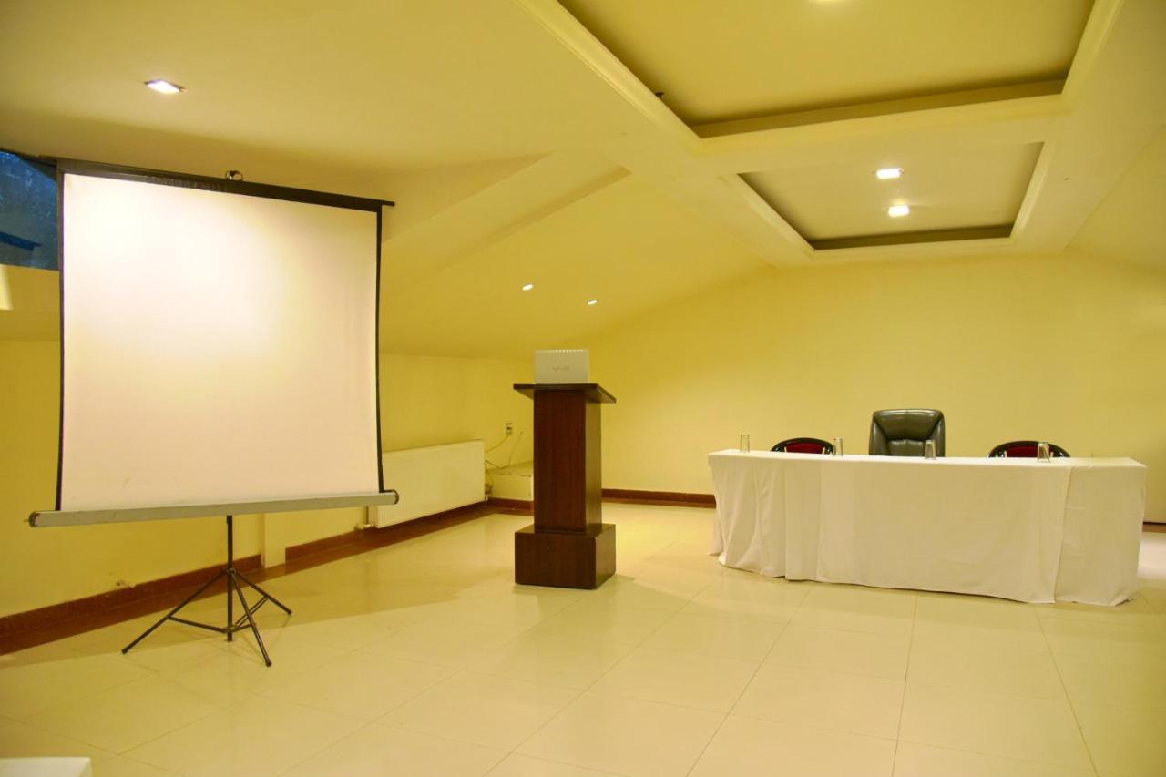 Indraprastha Resort Dalhousie Bagian luar foto